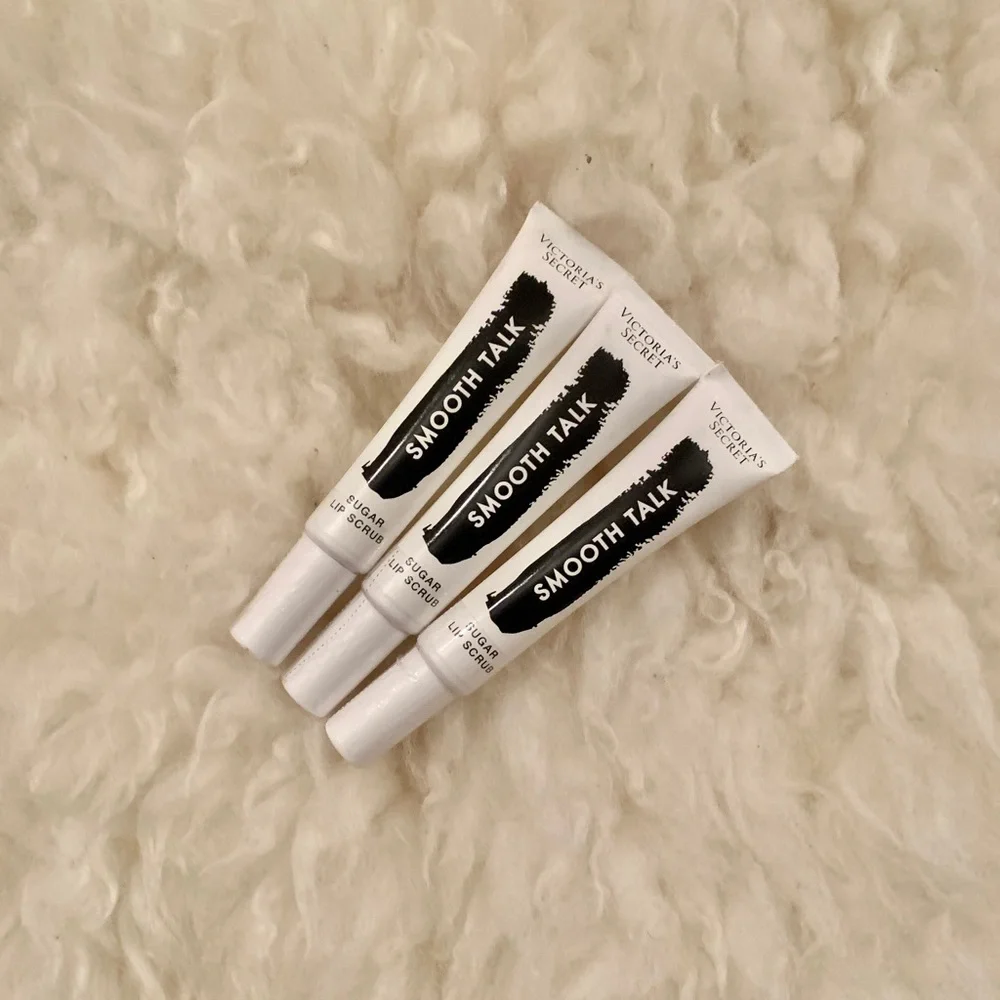 New V.S. Smooth Talk Sugar Lip Scrubs - Picture 1 of 1